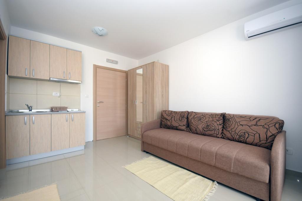 בודווה Apartments Vila Anastasia חדר תמונה
