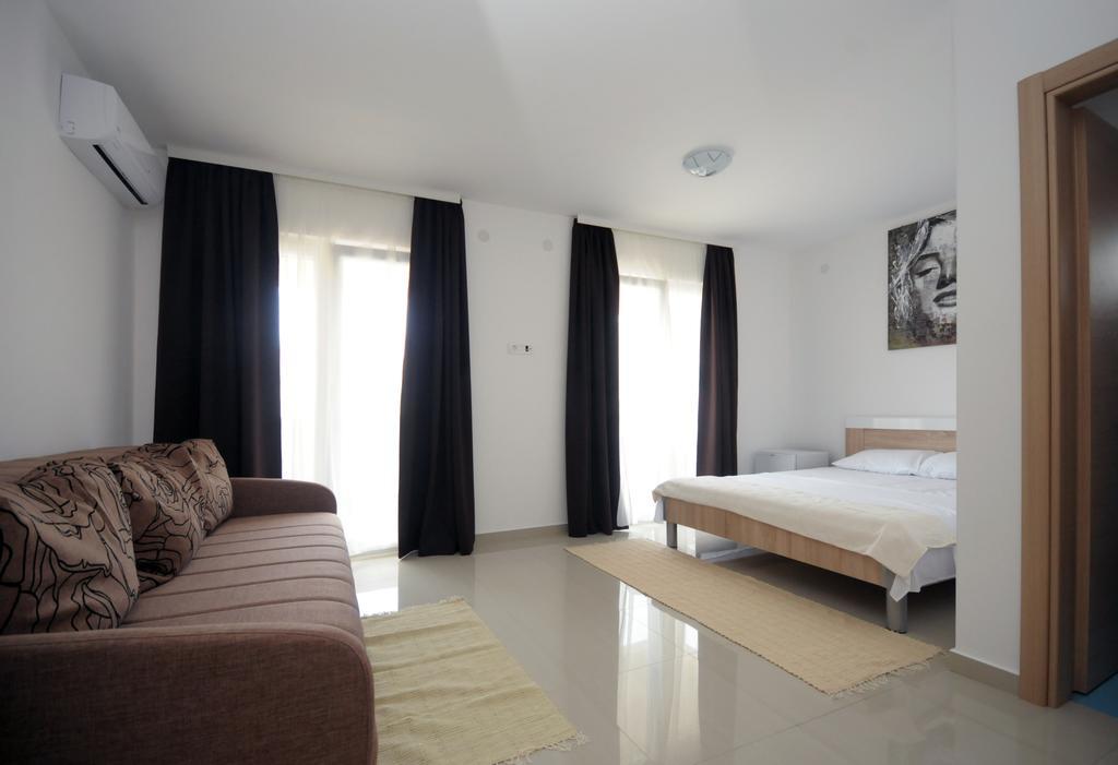 בודווה Apartments Vila Anastasia חדר תמונה